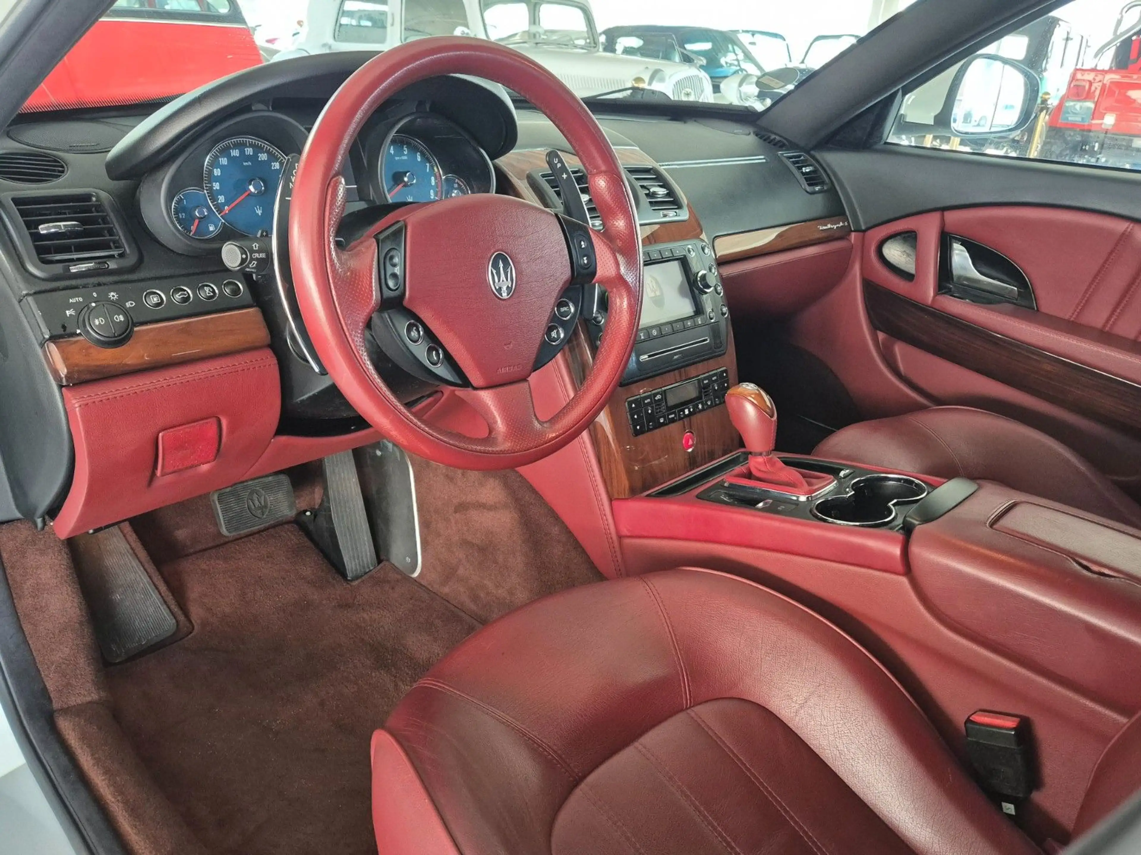 Maserati Quattroporte 4.7 V8 S Automatik — photo 12