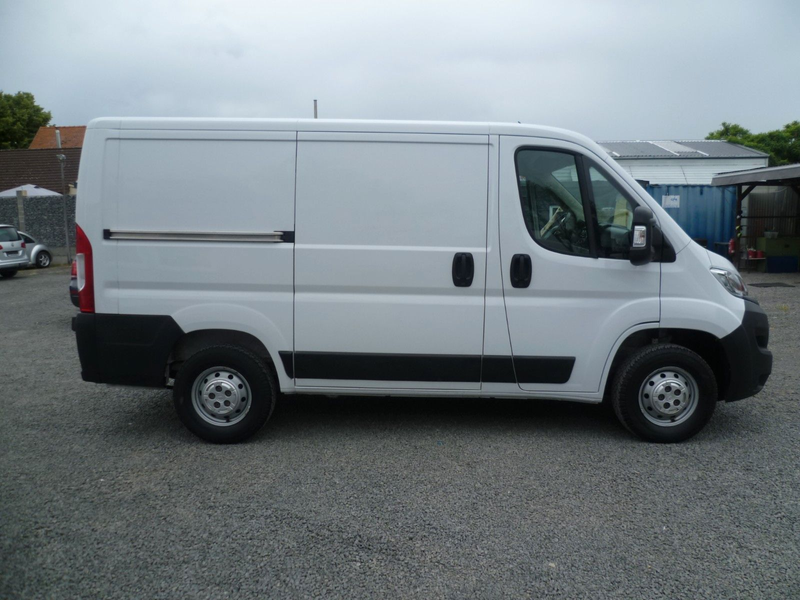 Opel Movano C L1H1 Klima Tempomat Einparkhilfe Regal — photo 5