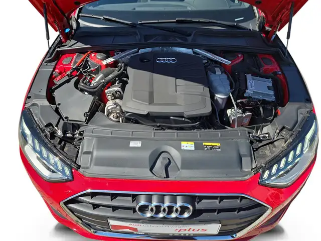 Audi A4 view 12