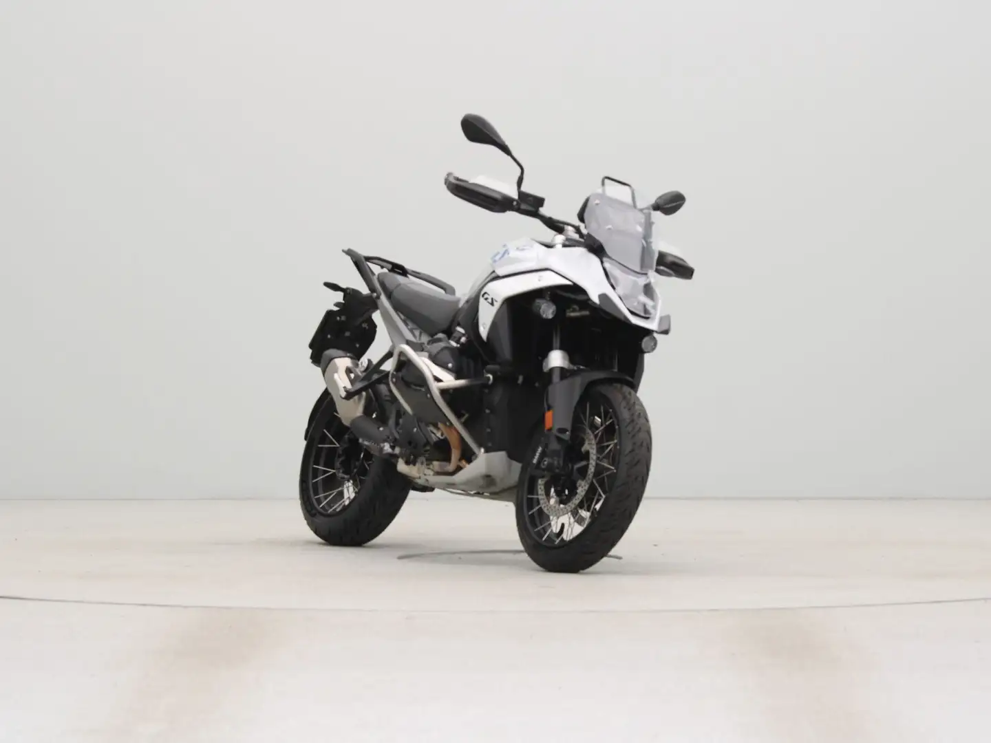 BMW R 1300 GS Wit - 2