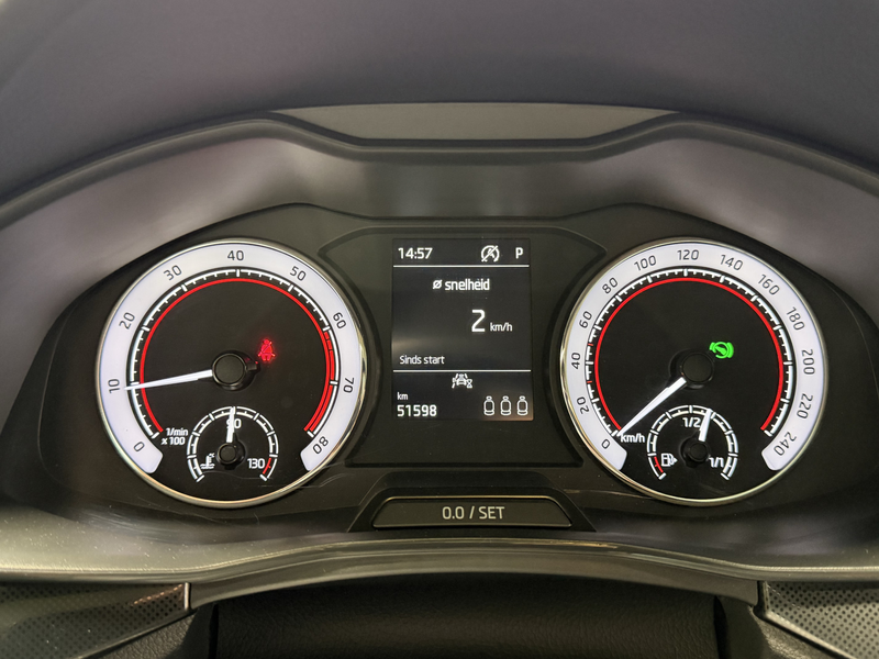 Skoda Scala 1.0 TSI Monte Carlo / AUTOMAAT/ PANO/ CAMERA/ PARK — photo 6
