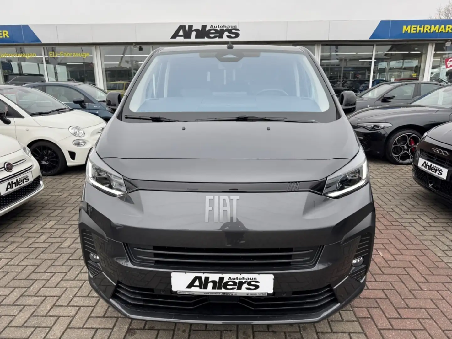 Fiat Ulysse L3+AUTOMATIK+NAVI+AHK+KAMERA+8SITZER+SITZHEIZUNG+ Gris - 2