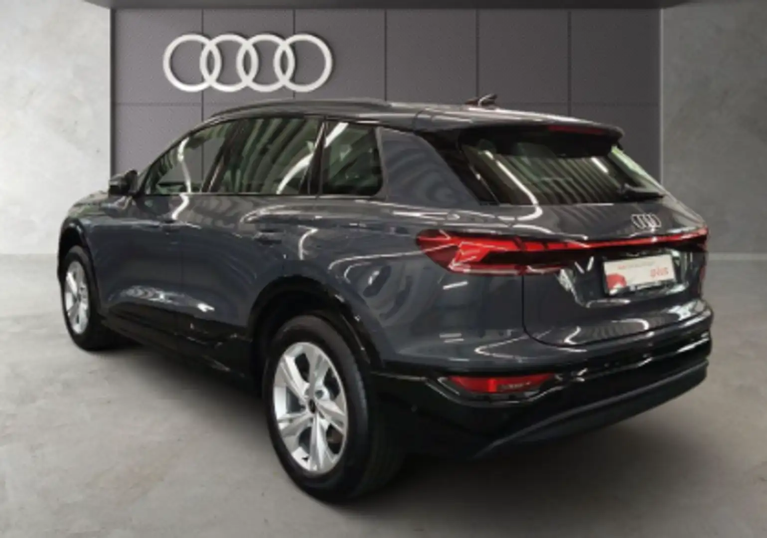 Audi e-tron Sportback Advanced 83KWh Gris - 2