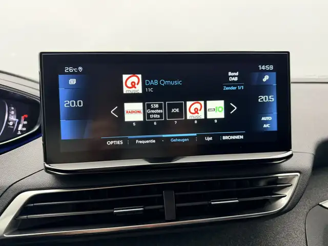 Peugeot 3008 view 13