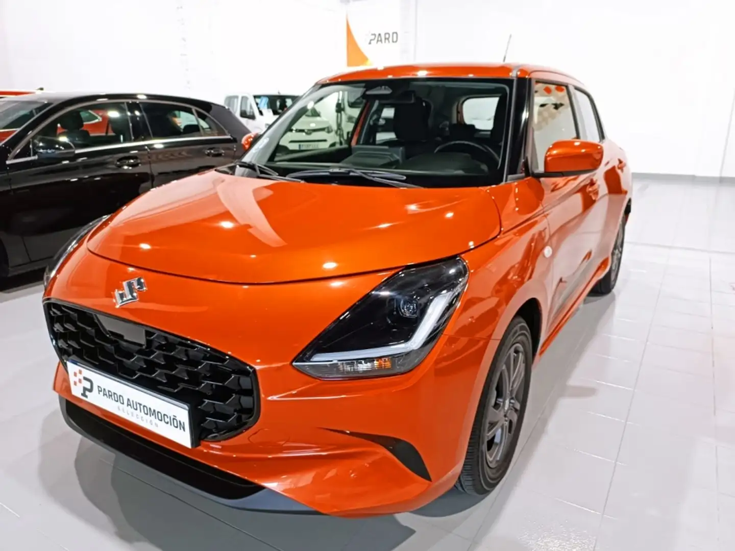 Suzuki Swift 1.2 Mild Hybrid S1 Naranja - 2