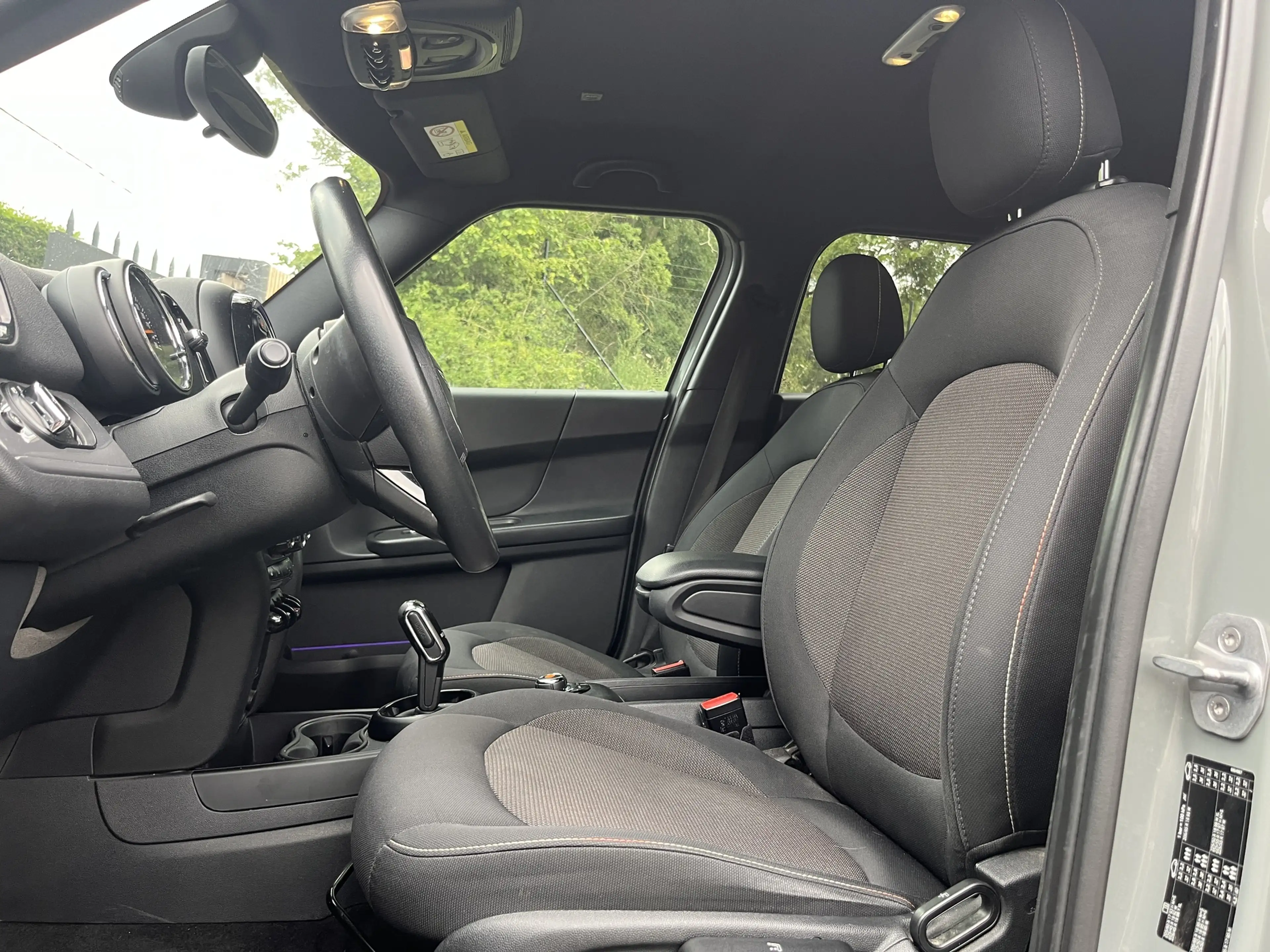 MINI Cooper S Countryman Led-Navigatie-Zetelverwarming-Parkeersensoren-17" — photo 11