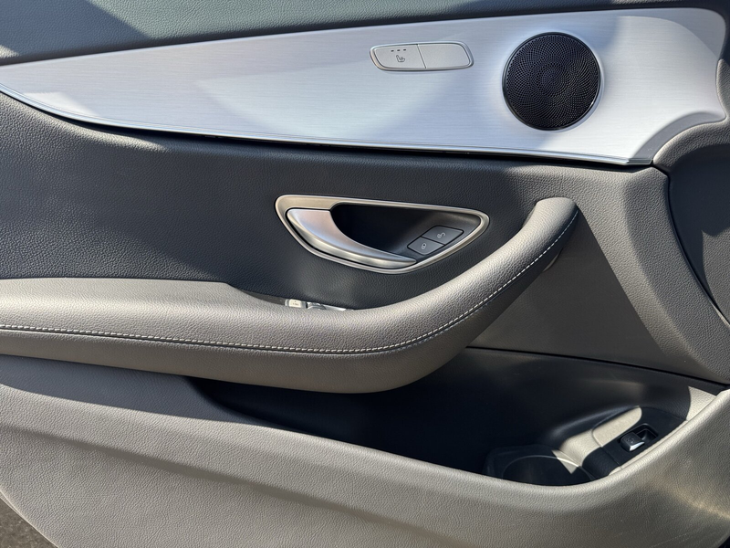 Mercedes-Benz E 300 E 300 de T AVANTGARDE+KAMERA+AHK+WIDESCREEN+SHZ — photo 13