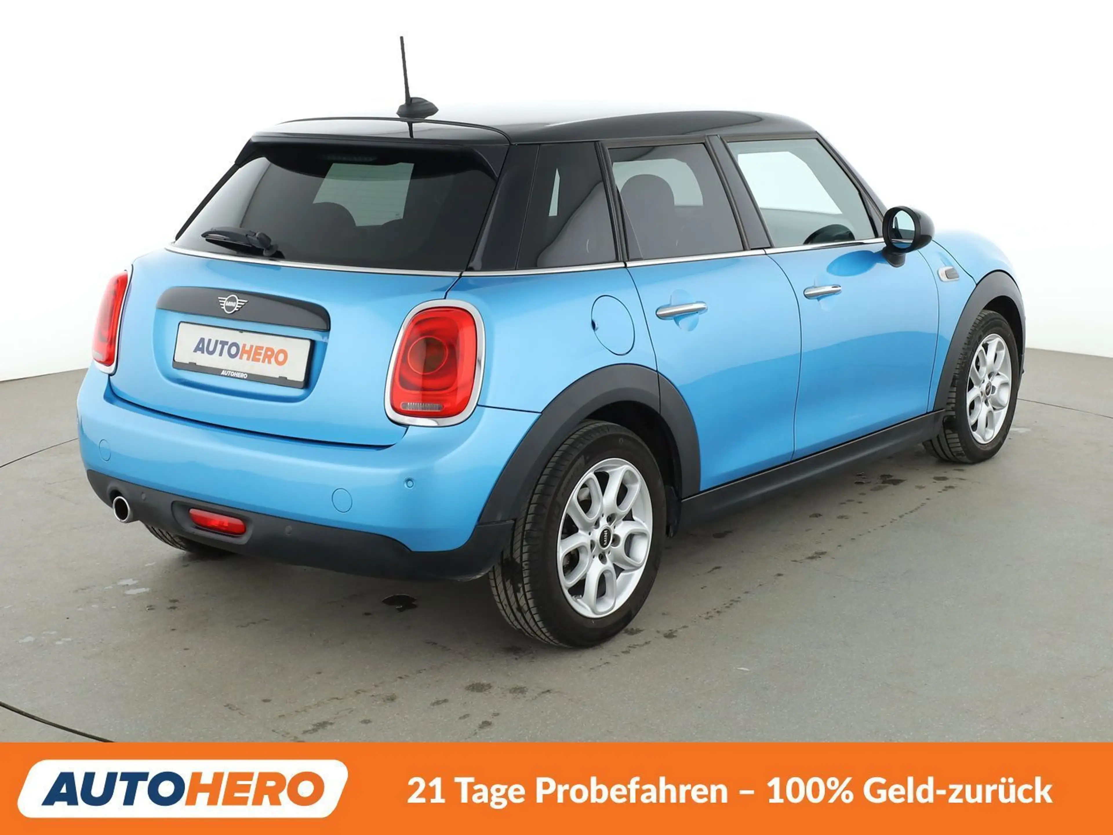MINI Cooper D Cooper D *NAVI*TEMPO*PDC*SHZ*KLIMA* — photo 6