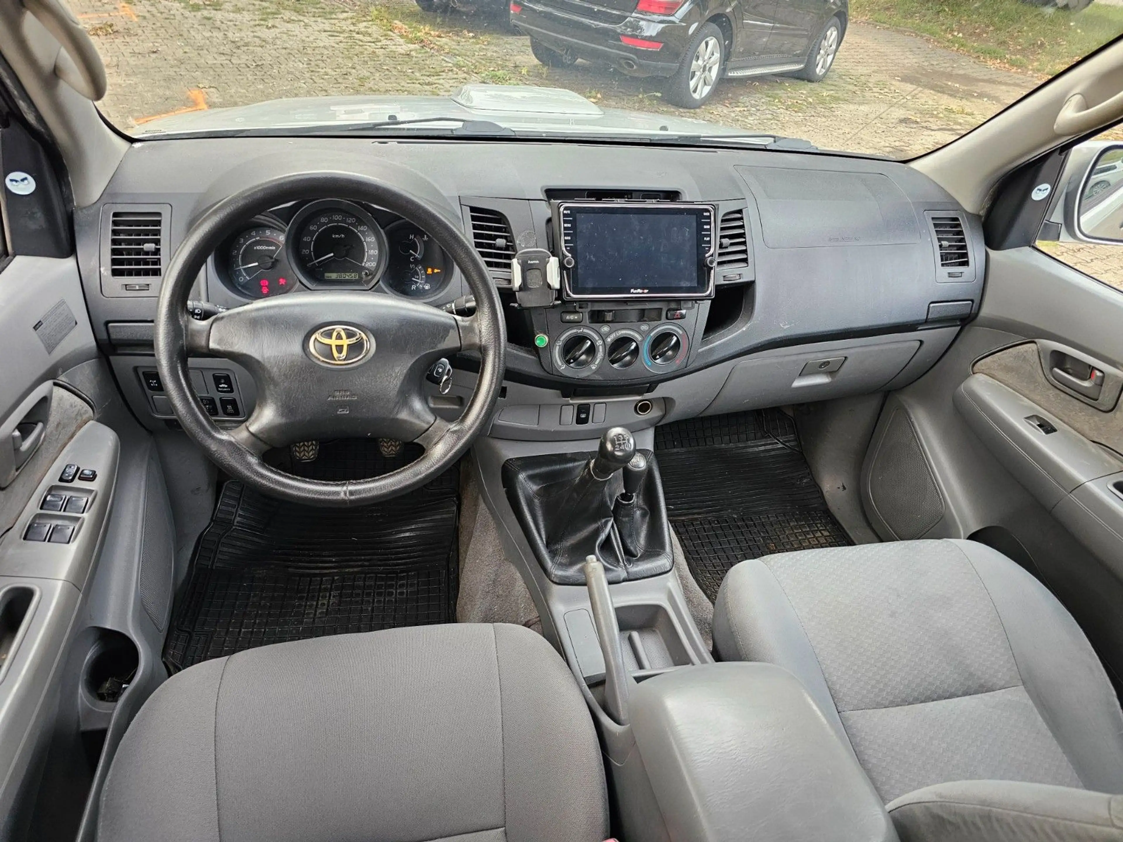 Toyota Hilux Klima Navi — photo 8