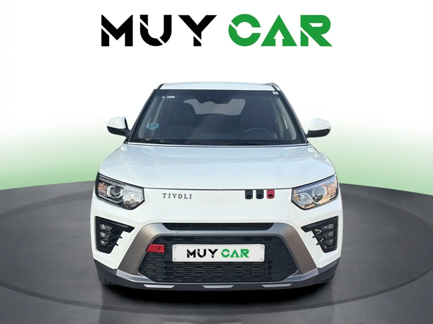 SsangYong Tivoli G15 Line LP 4x2 Blanco - 2