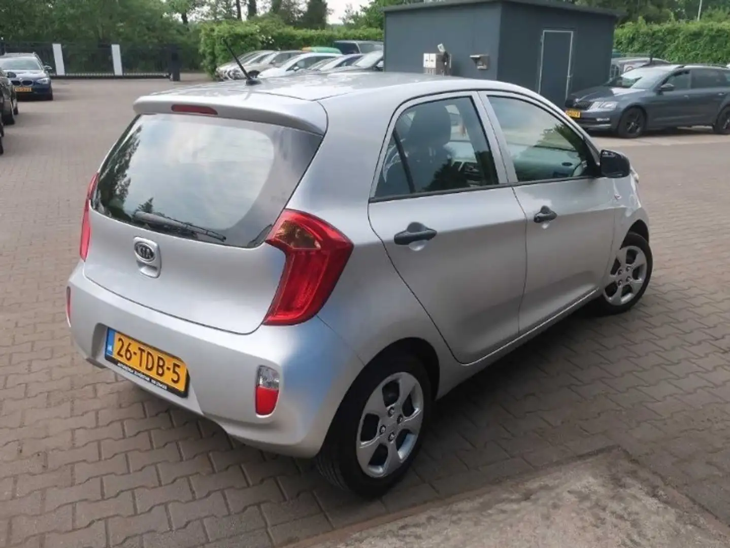 Kia Picanto 1.0 CVVT Zilver - 2