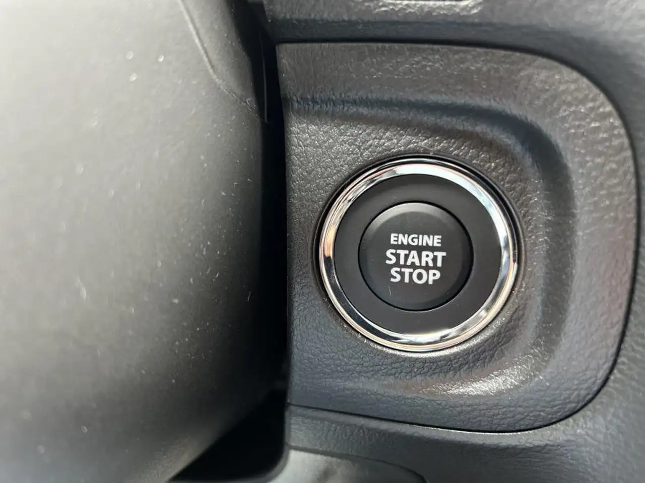 Suzuki Vitara 1.4 Hybrid 110cv 4WD AllGrip Top VARI COLORI 18