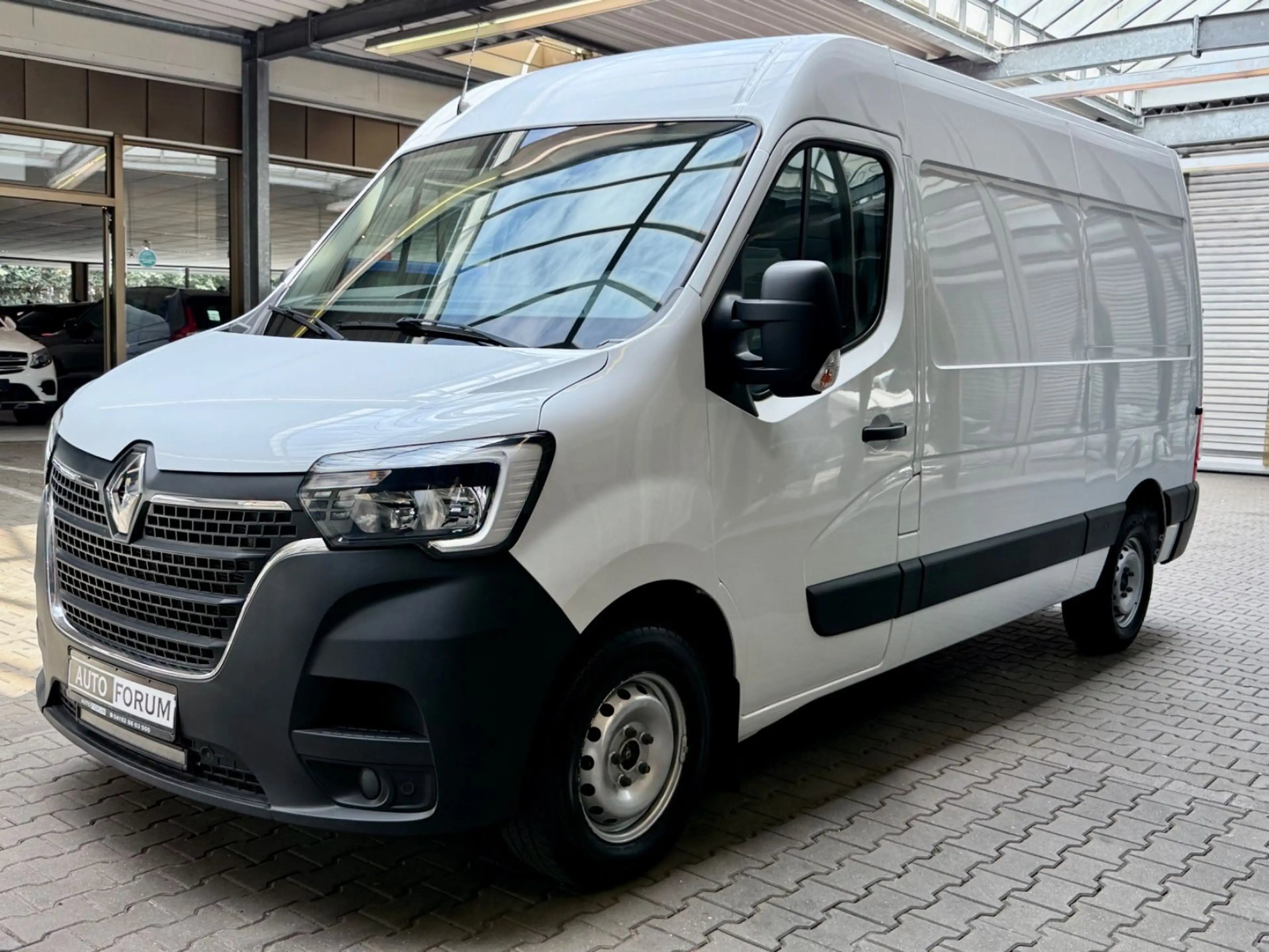 Renault Master 2.3 D L2H2 AUTOMATIK AHK NAVI CAM LED PDC — photo 5