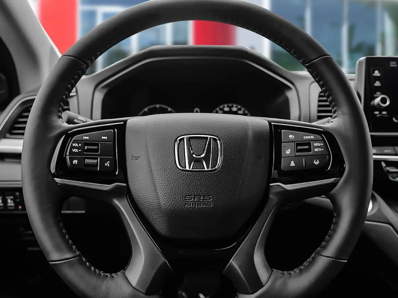 Honda Odyssey снимка Honda Odyssey