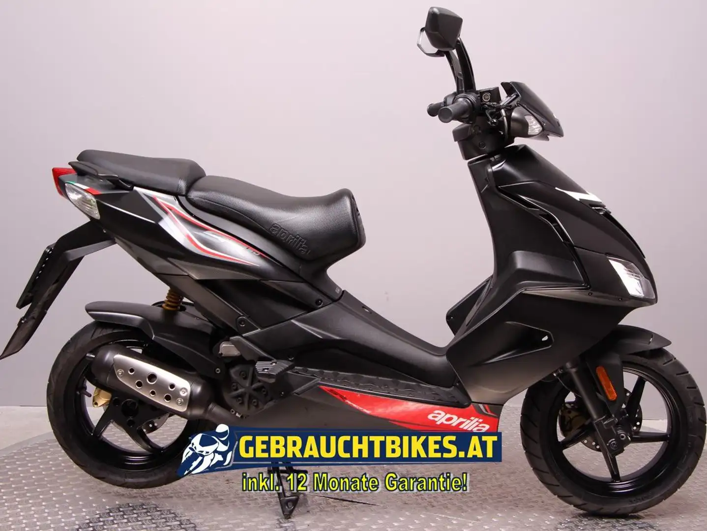 Aprilia SR 50 R, mit Garanie, Teilzahlung möglich! Schwarz - 1