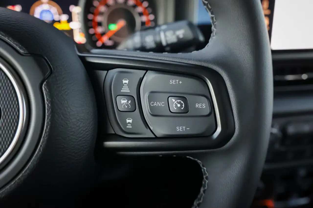 Jeep Wrangler снимка Jeep Wrangler