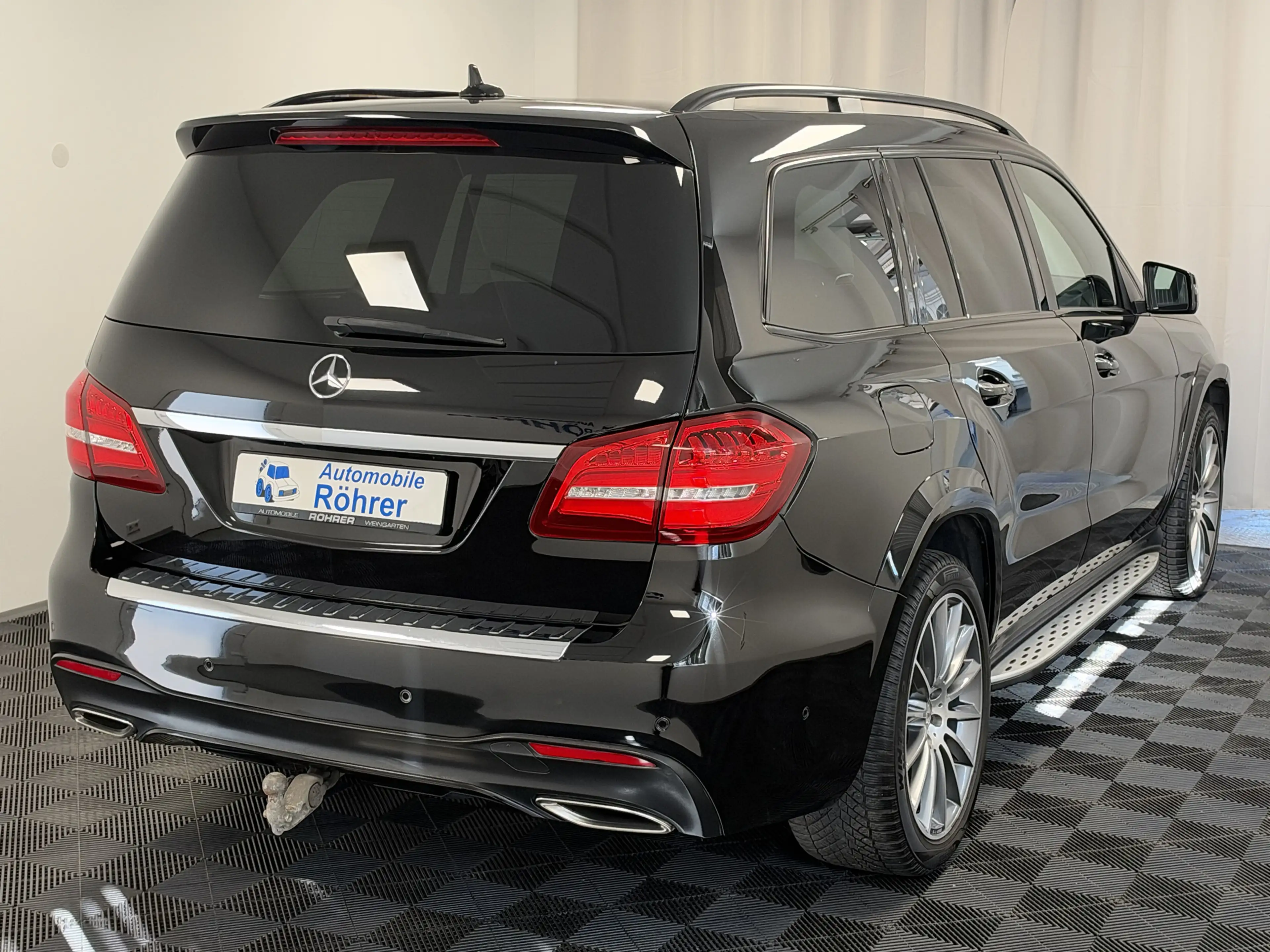 Mercedes-Benz GLS 500 4M AMG Night AHK Pano LED Distr+ Standh. — photo 8