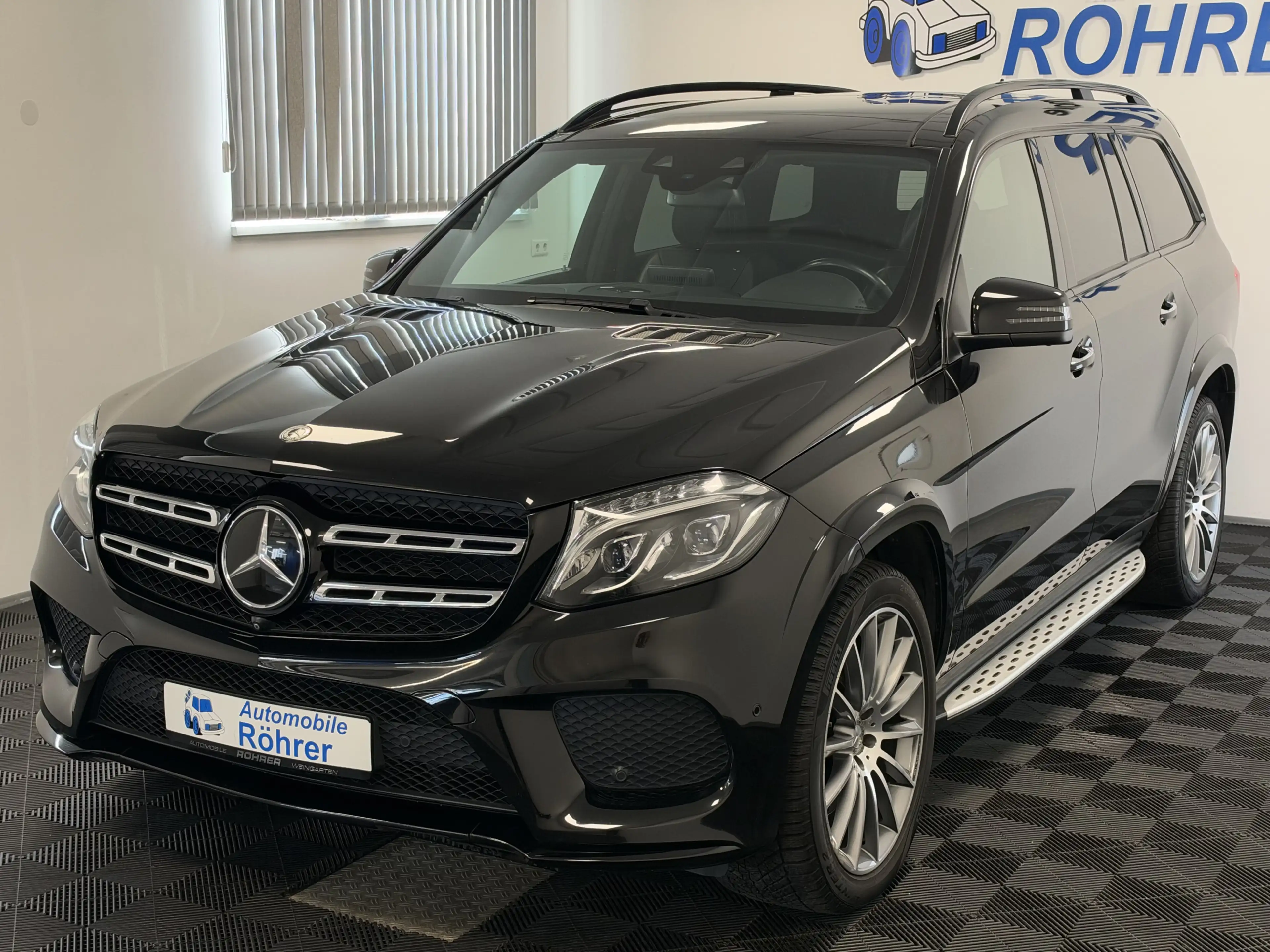 Mercedes-Benz GLS 500 4M AMG Night AHK Pano LED Distr+ Standh. — photo 2