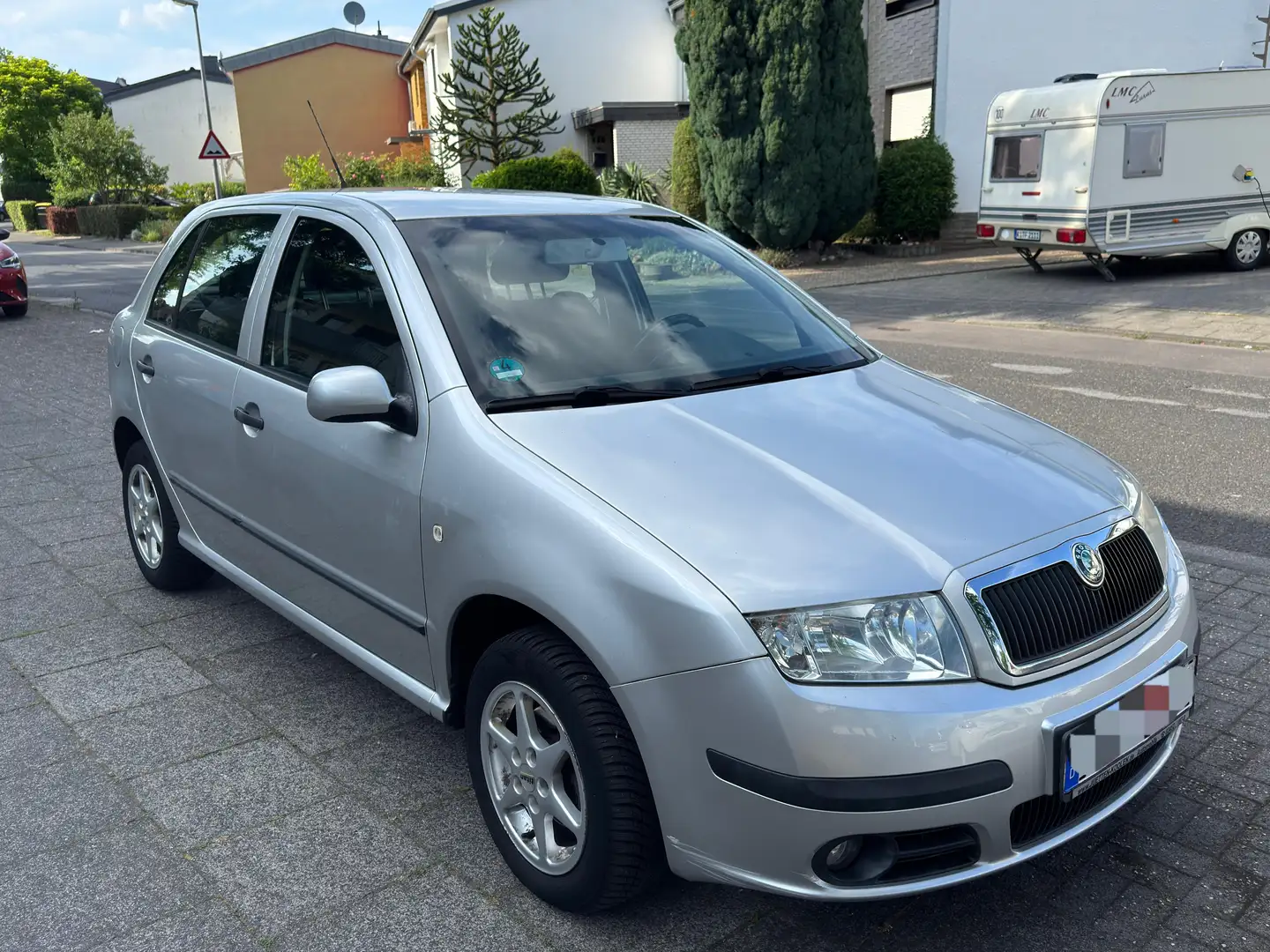Skoda Fabia 1.4 16V Elegance, Tüv & Service Neu, 1Hand Gris - 2