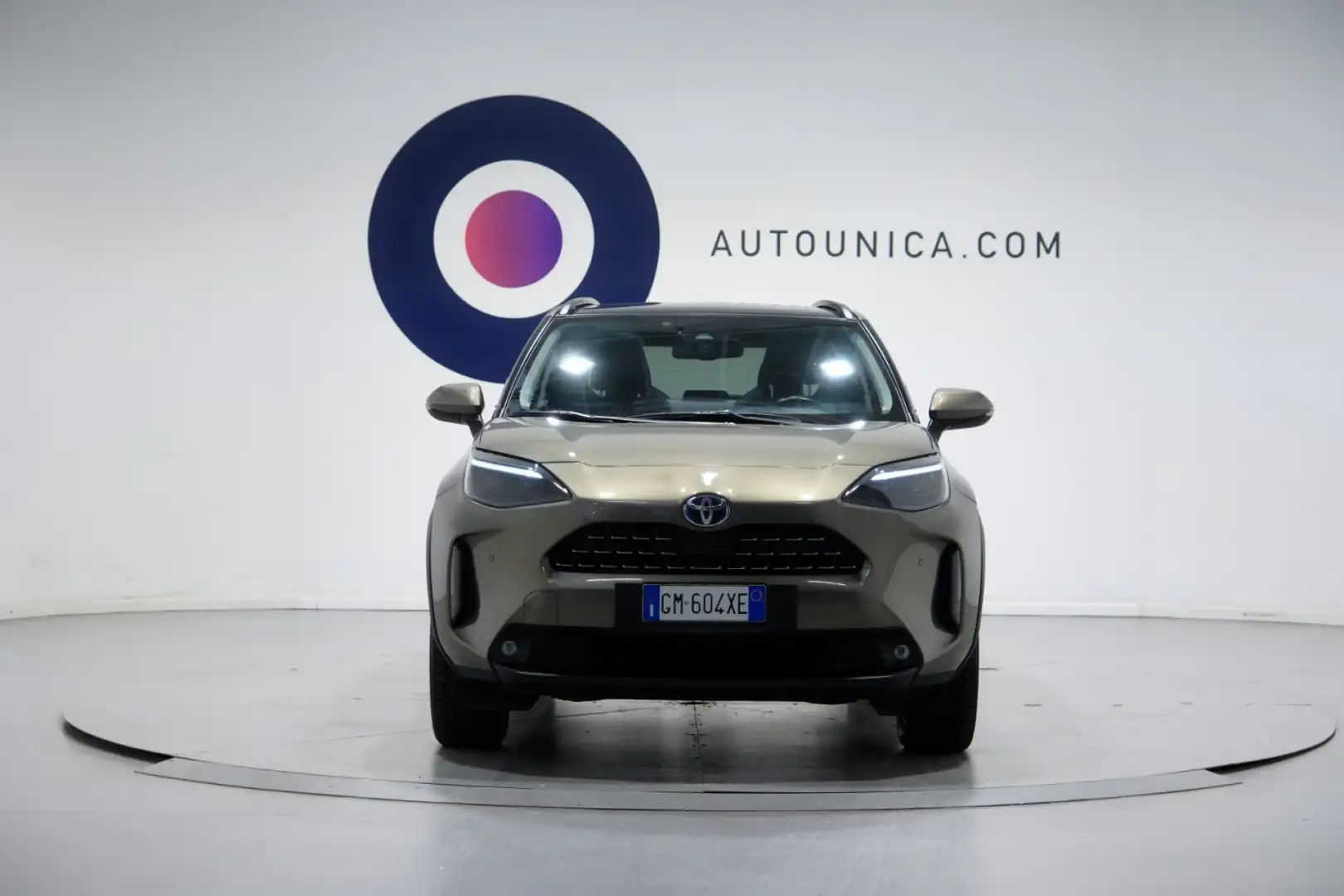 Toyota Yaris Cross 1.5 HYBRID E-CVT AWD-I 4x4 LOUNGE TETTO PANORAMA Bronce - 2