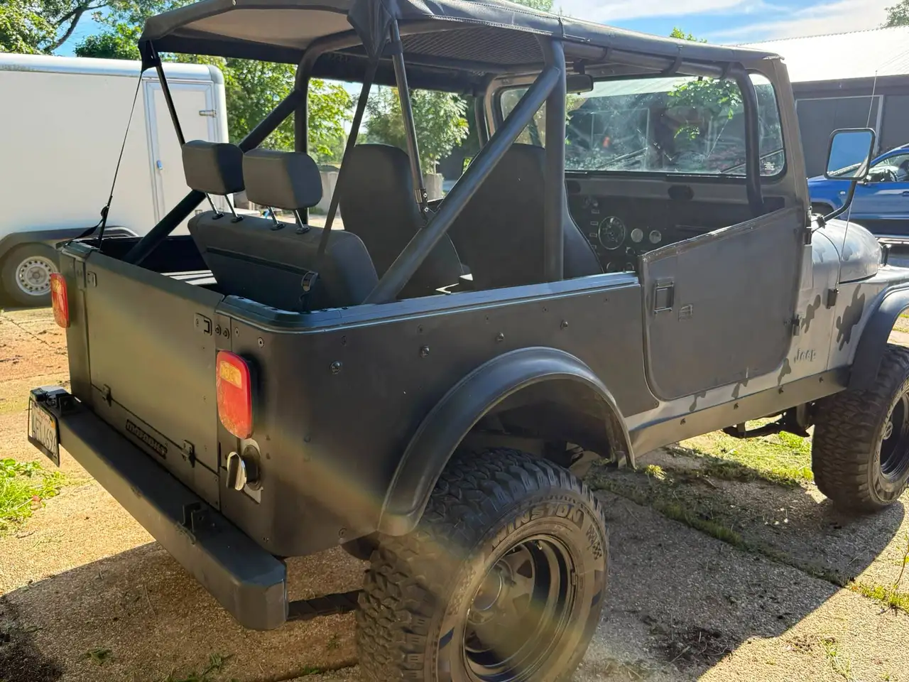 Jeep CJ-7 V8, foto 3