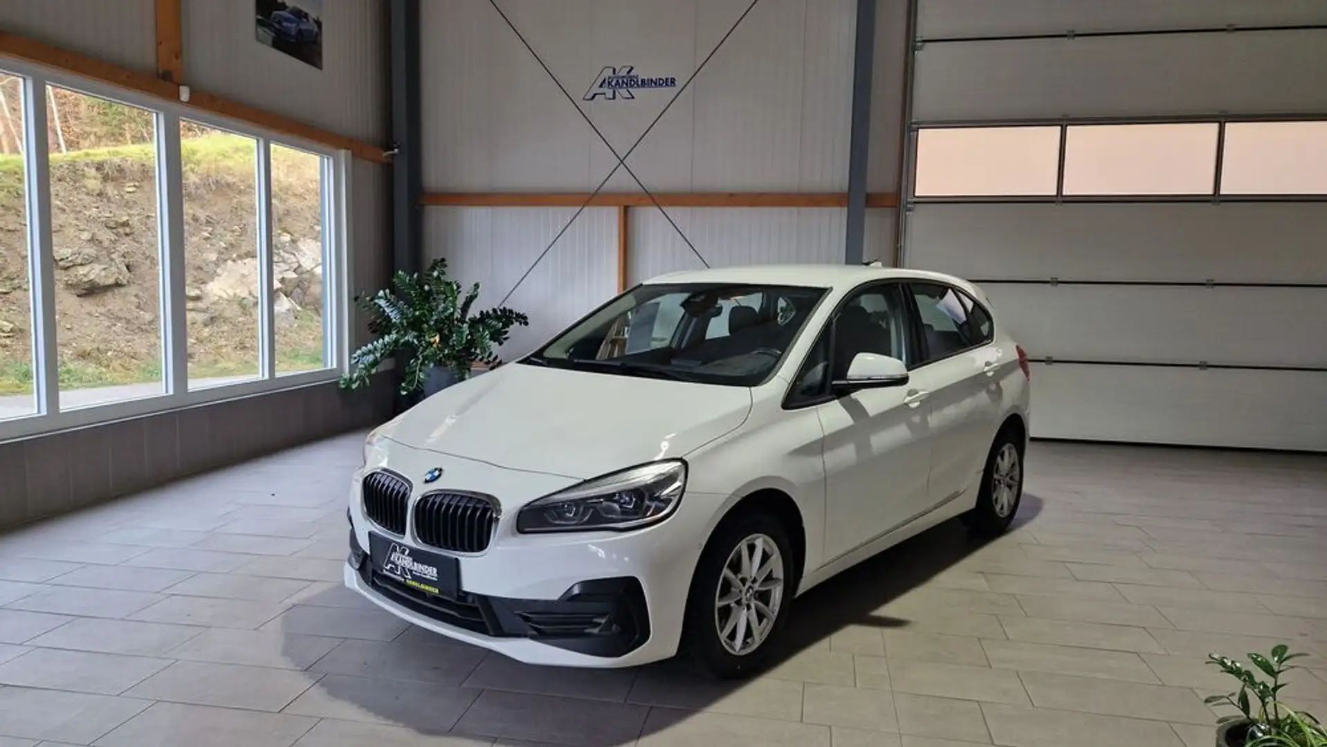 BMW 216 d Active Tourer Aut. ''1.Besitz'' Weiß - 2