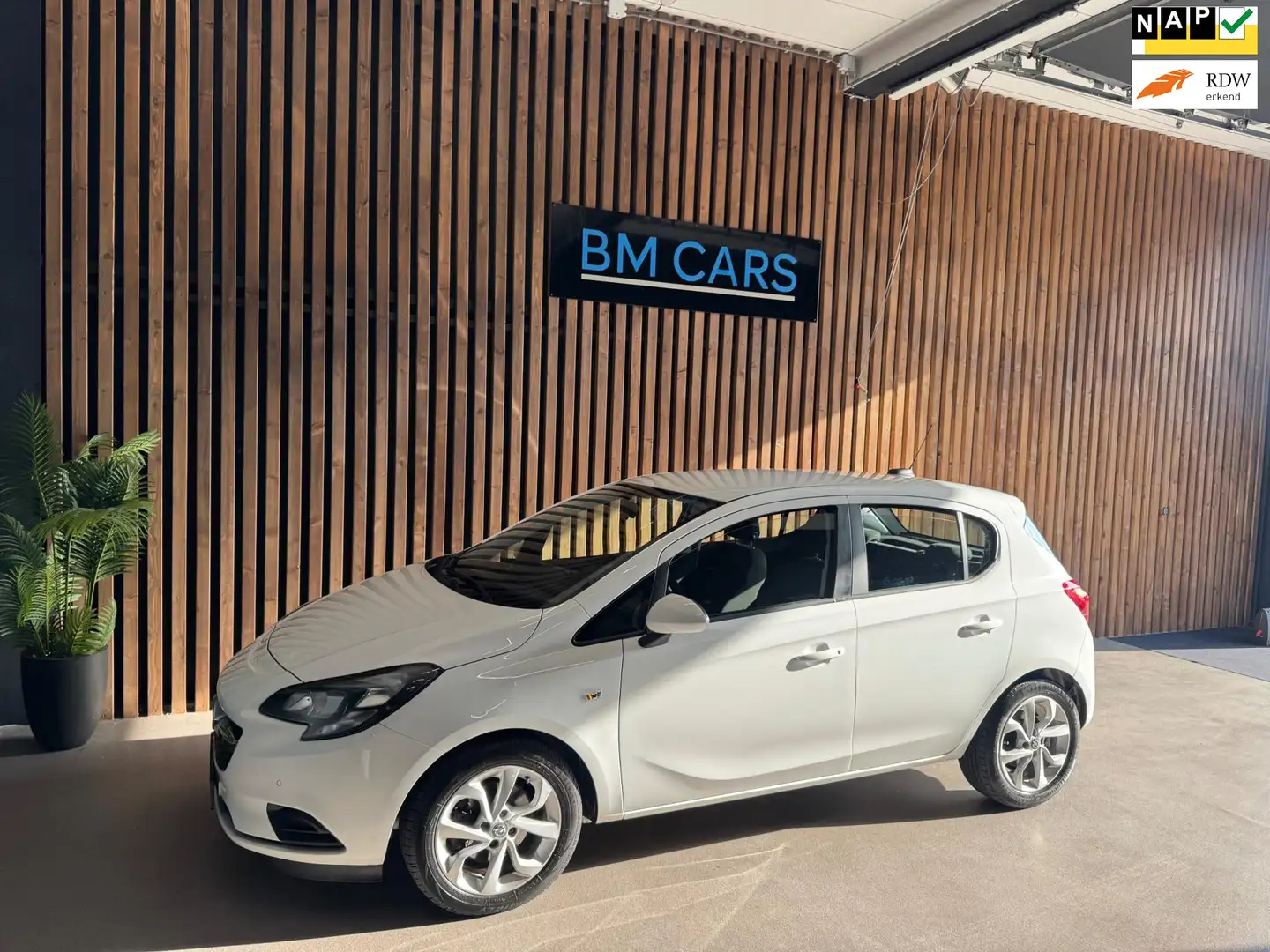 Opel Corsa 1.0 Turbo Edition Airco, Parkeersensoren, NW APK Wit - 1