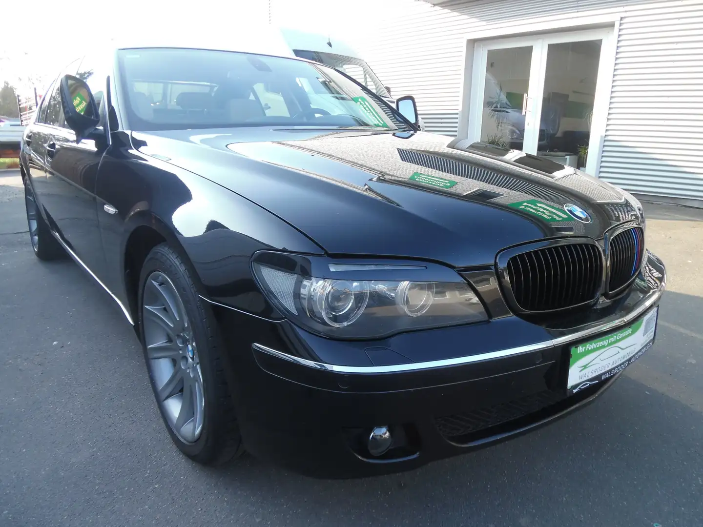 BMW 740 i V8*solides Fzg.*Scheckheftgepflegt*Tüv neu* Negru - 2