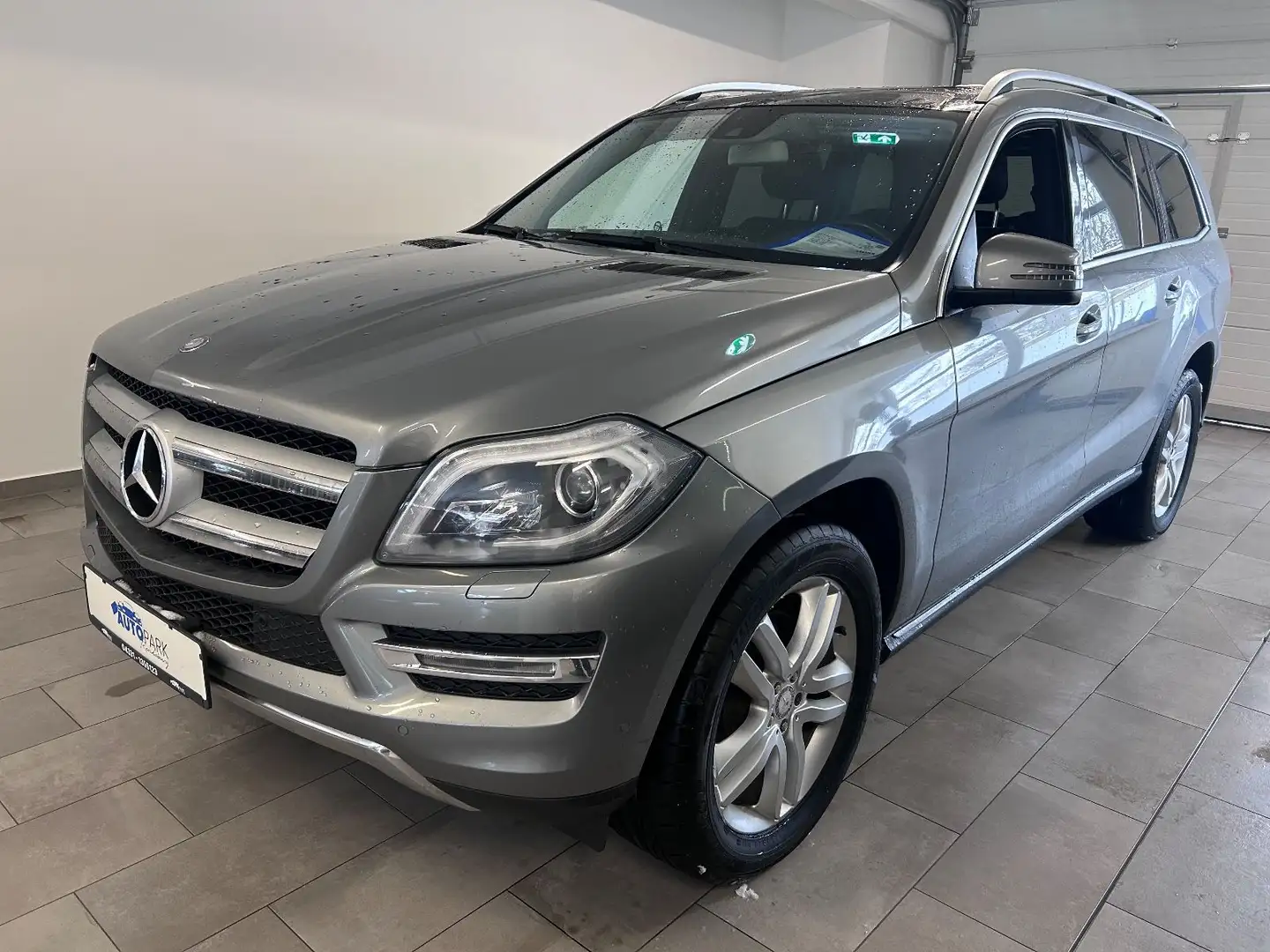 Mercedes-Benz GL 350 GL -Klasse GL 350 BlueTec 4Matic Grau - 2