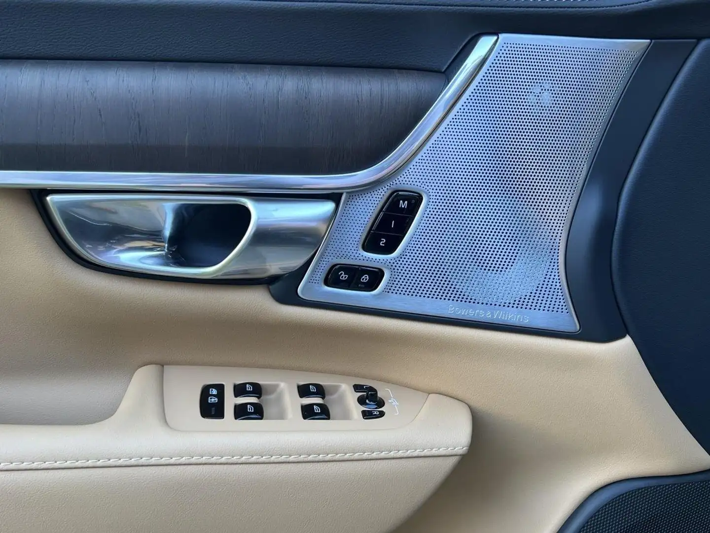 Volvo S90 S90 T8 AWD Recharge Ultimate Bright, B&O, 360° Schwarz - 2