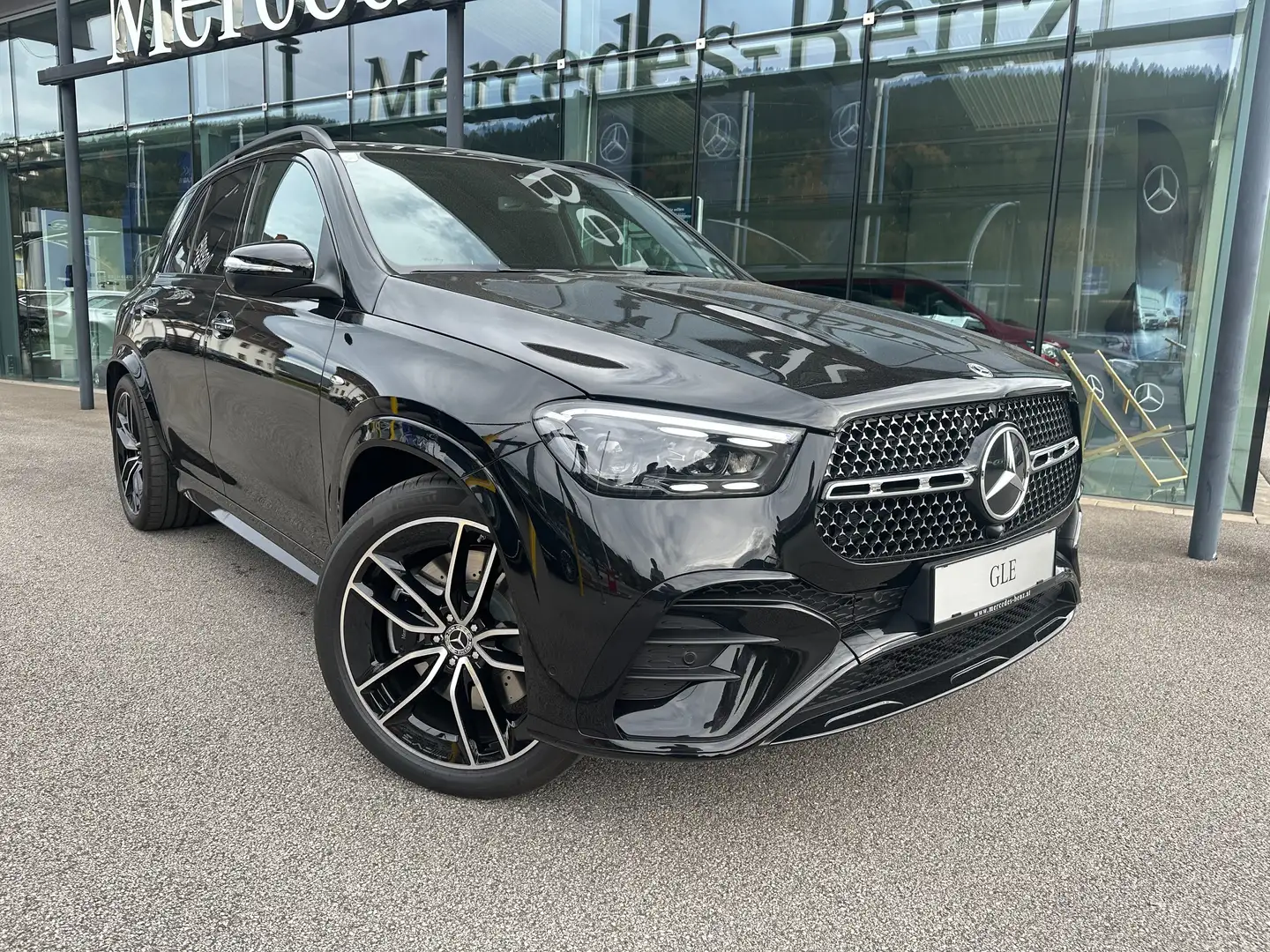 Mercedes-Benz GLE 350 de PHEV 4Maic Aut. Ö-Edition *AMG-Line Premium* Schwarz - 2