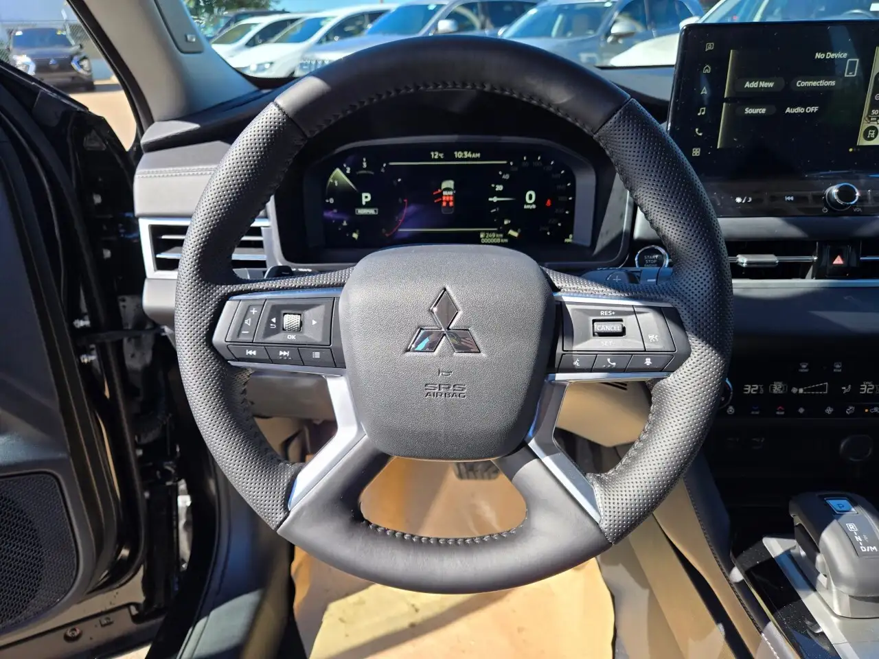 Mitsubishi Outlander снимка Mitsubishi Outlander