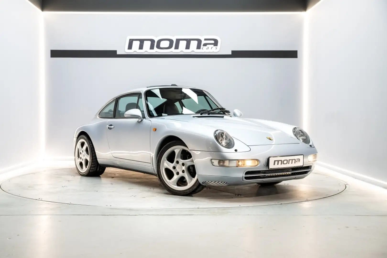 Porsche 993 Carrera Coupé Plateado - 1