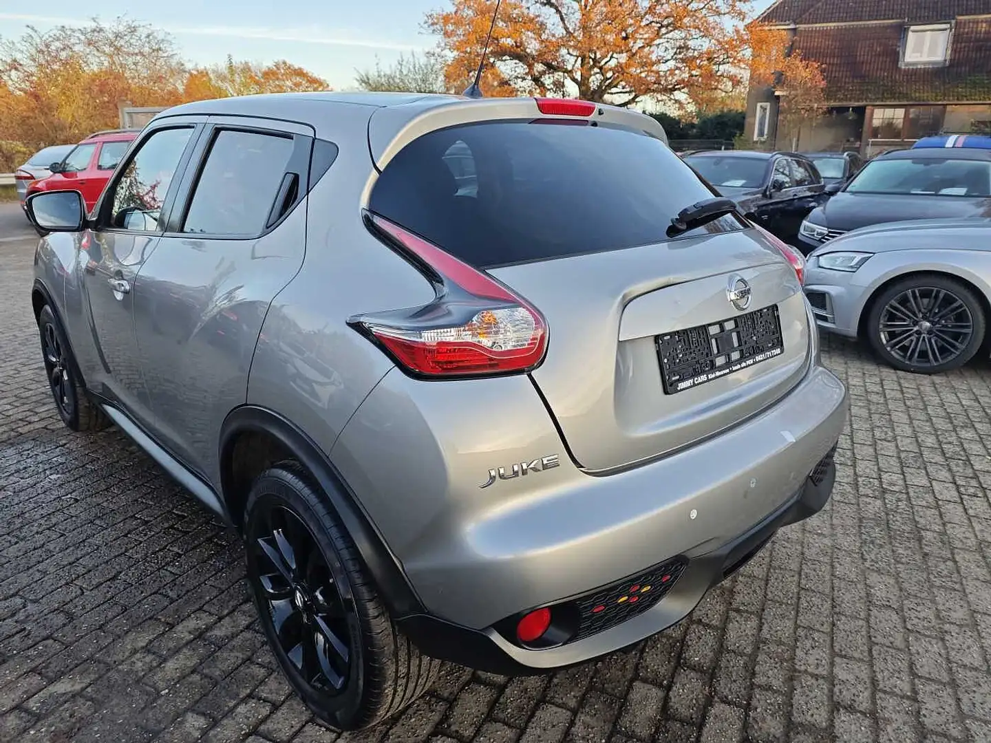 Nissan Juke 1.2 DIG-T Tekna Grau - 2
