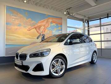 xe iP ActiveTour M SPORT PANO+LED+HUD+KAM+ACC