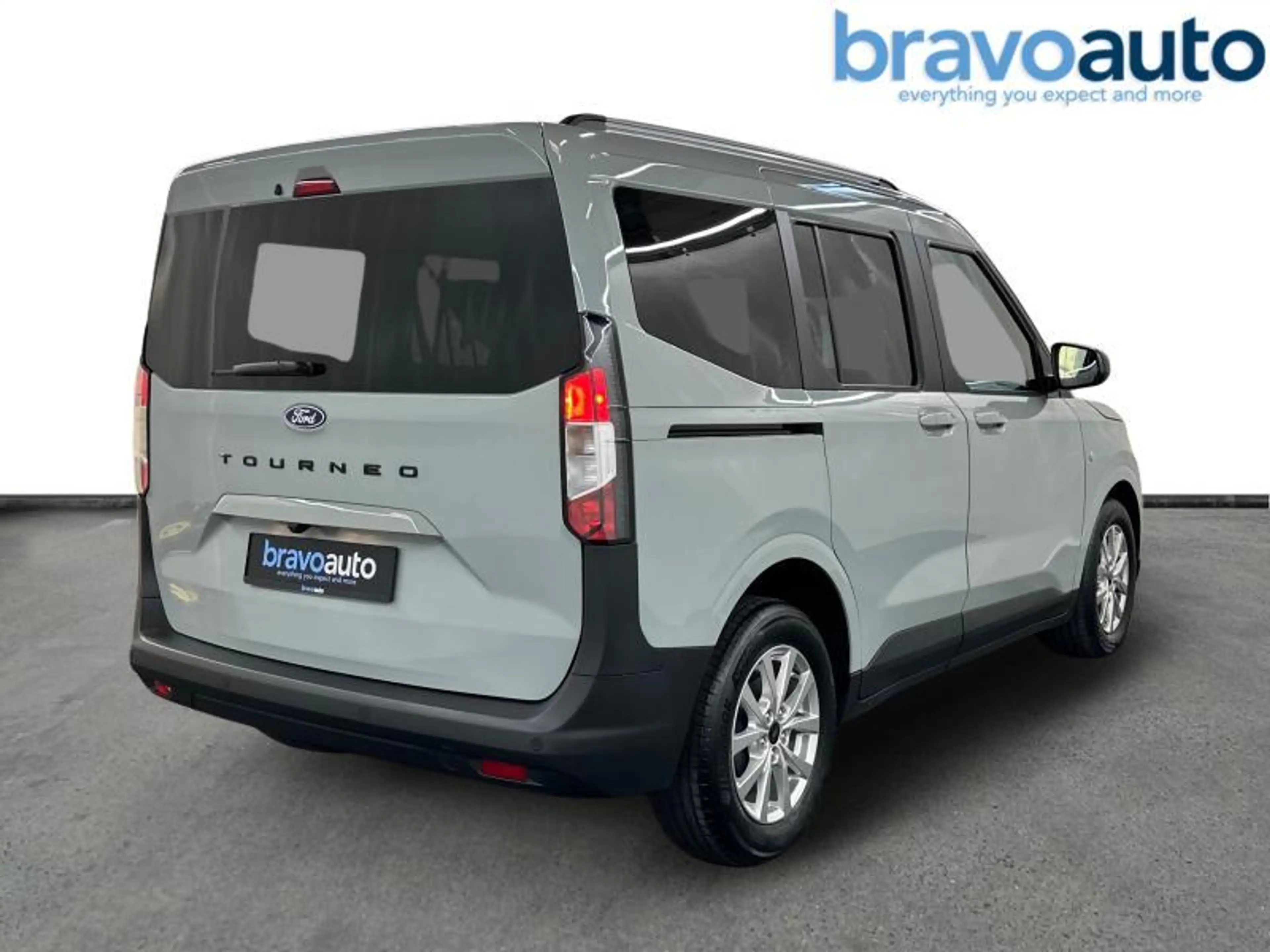 Ford Tourneo Courier Titanium 5pl | carplay | camera — photo 15