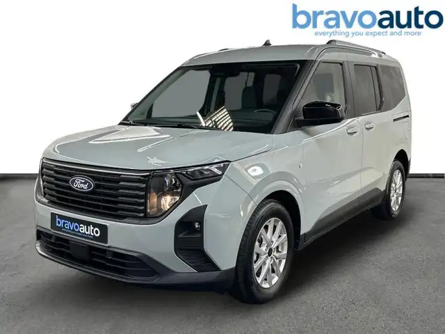 Ford Tourneo Courier Titanium 5pl | carplay | camera