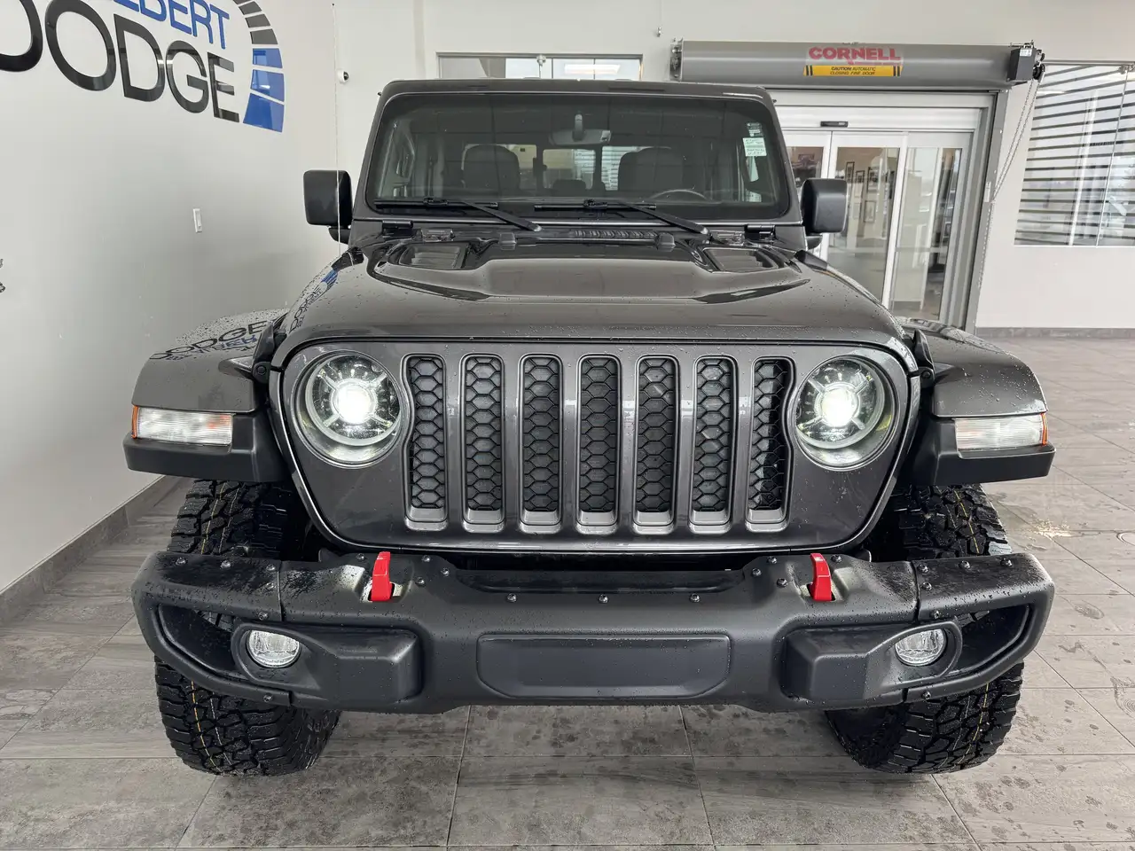 Jeep Gladiator снимка Jeep Gladiator