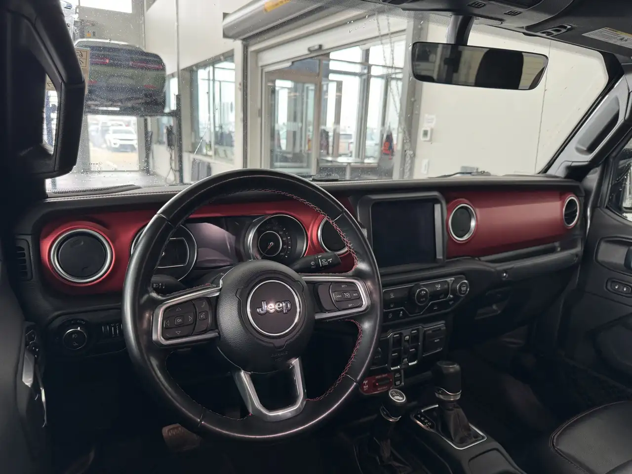 Jeep Gladiator снимка Jeep Gladiator
