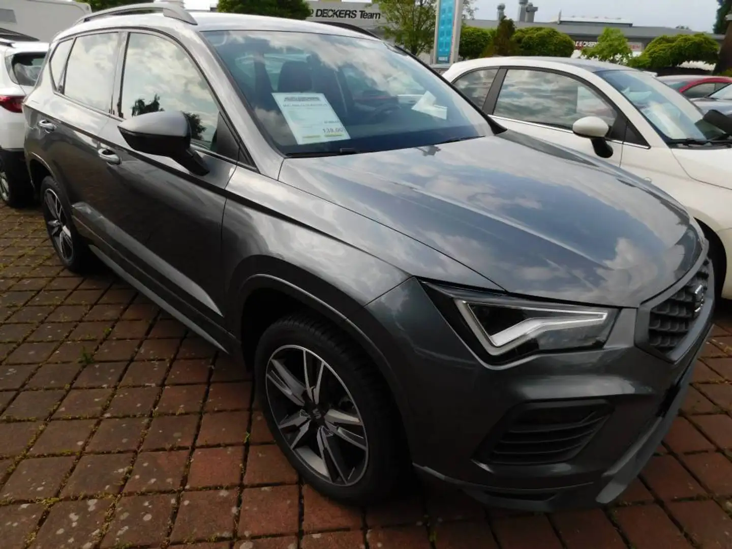 SEAT Ateca SEAT 1.5 TSI ACT OPF FR Gris - 2