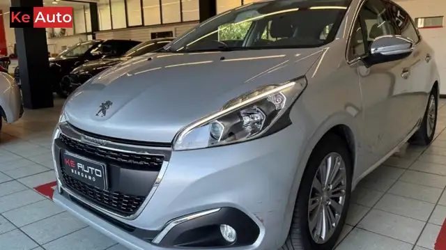 2016 Peugeot 208 in Silver for sale