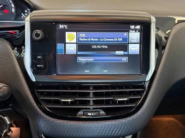 Peugeot 208 view 19