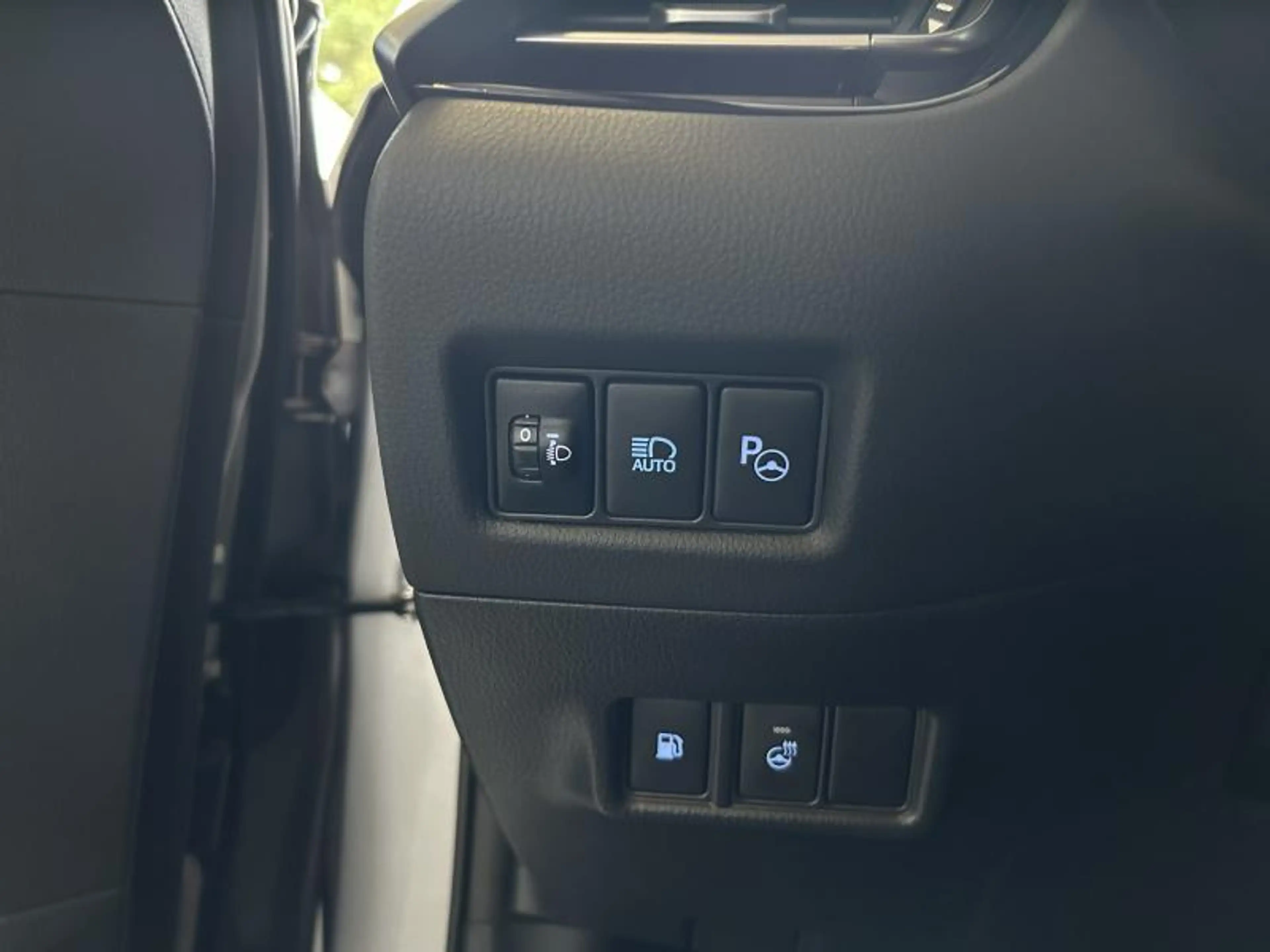 Toyota C-HR C-LUB — photo 6