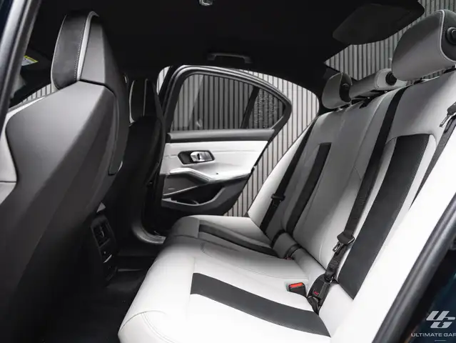 BMW M3 xDrive Competition *1 of 1*INDIVIDUAL* Ansicht 17