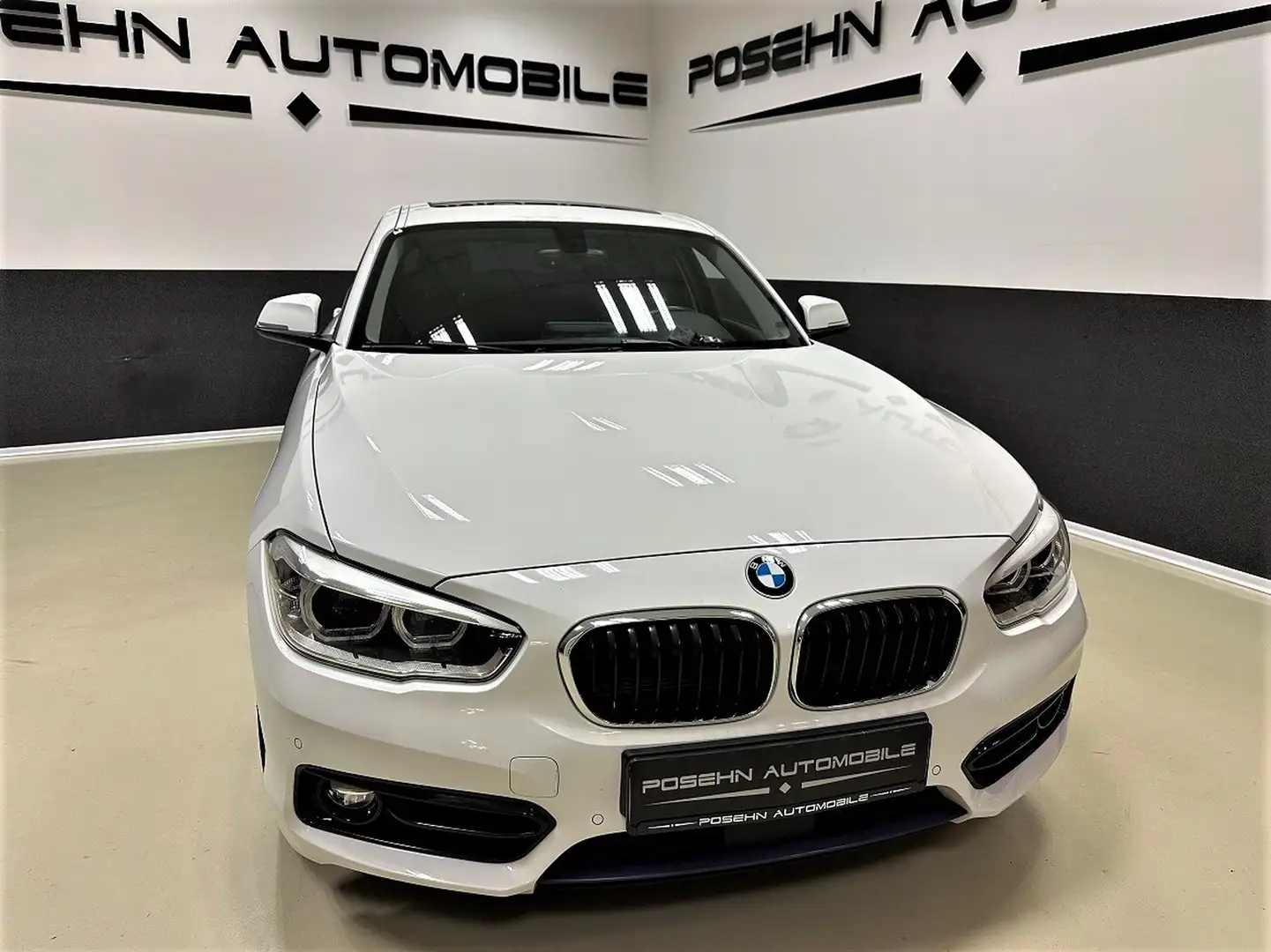 BMW 120 d xDrive Aut. Sport Line LED HiFi Kamera Blanc - 2