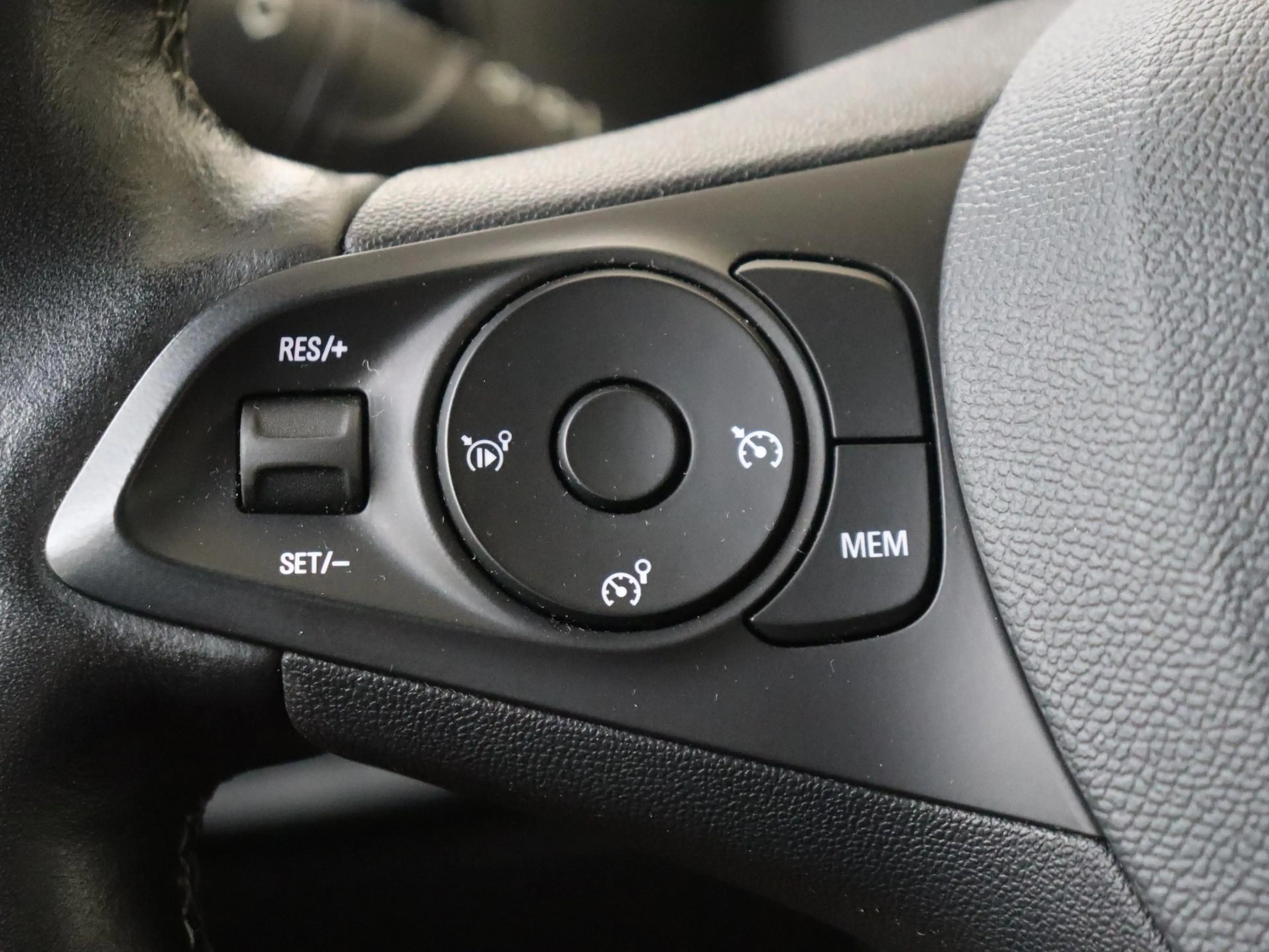 Opel Corsa-e GS Line 50 kWh Navigatie | Cruise control | LM vel — photo 12