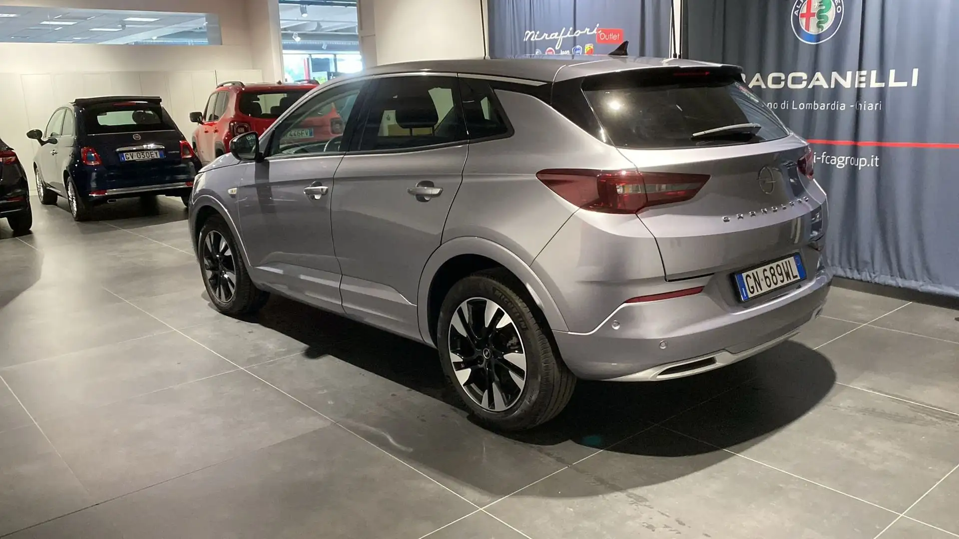 Opel Grandland 1.2 Turbo 12V 130 CV aut. Business Elegance Grigio - 2