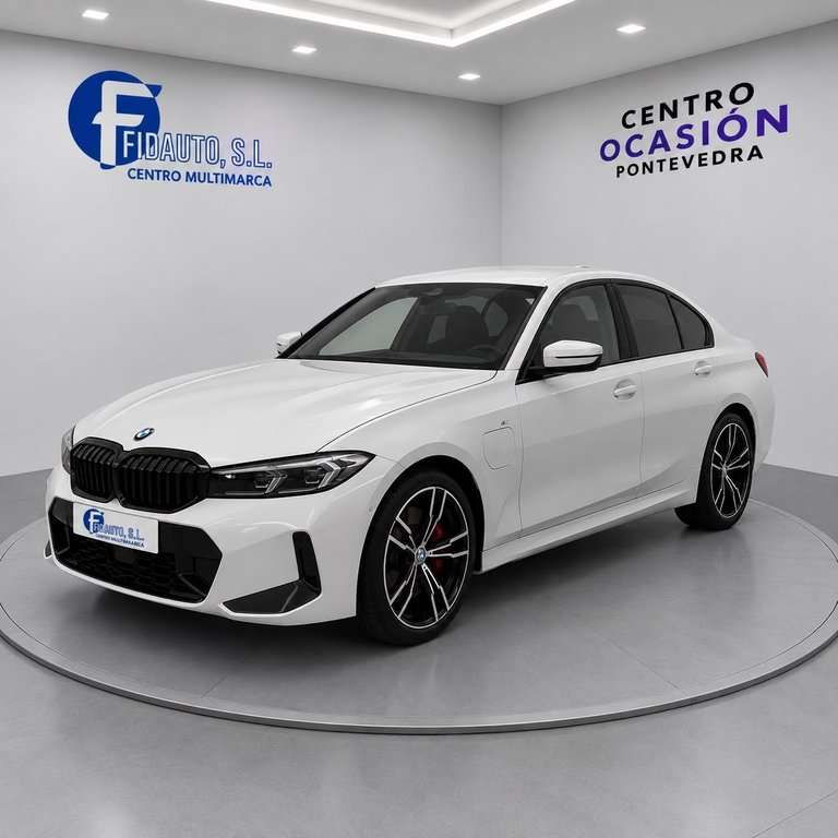 BMW 330