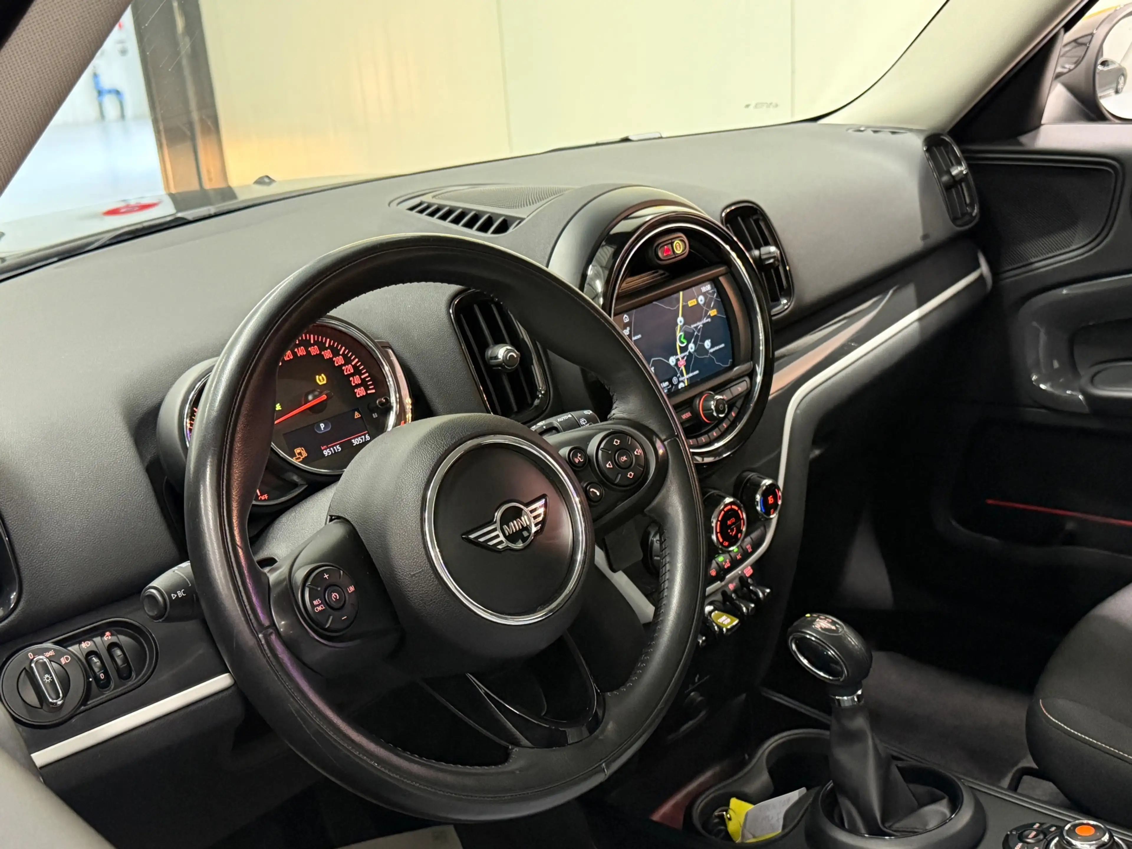 MINI Cooper SE Countryman ALL4 AUT SOH 94,8 | 224pk | PHEV | Midnight Black — photo 16