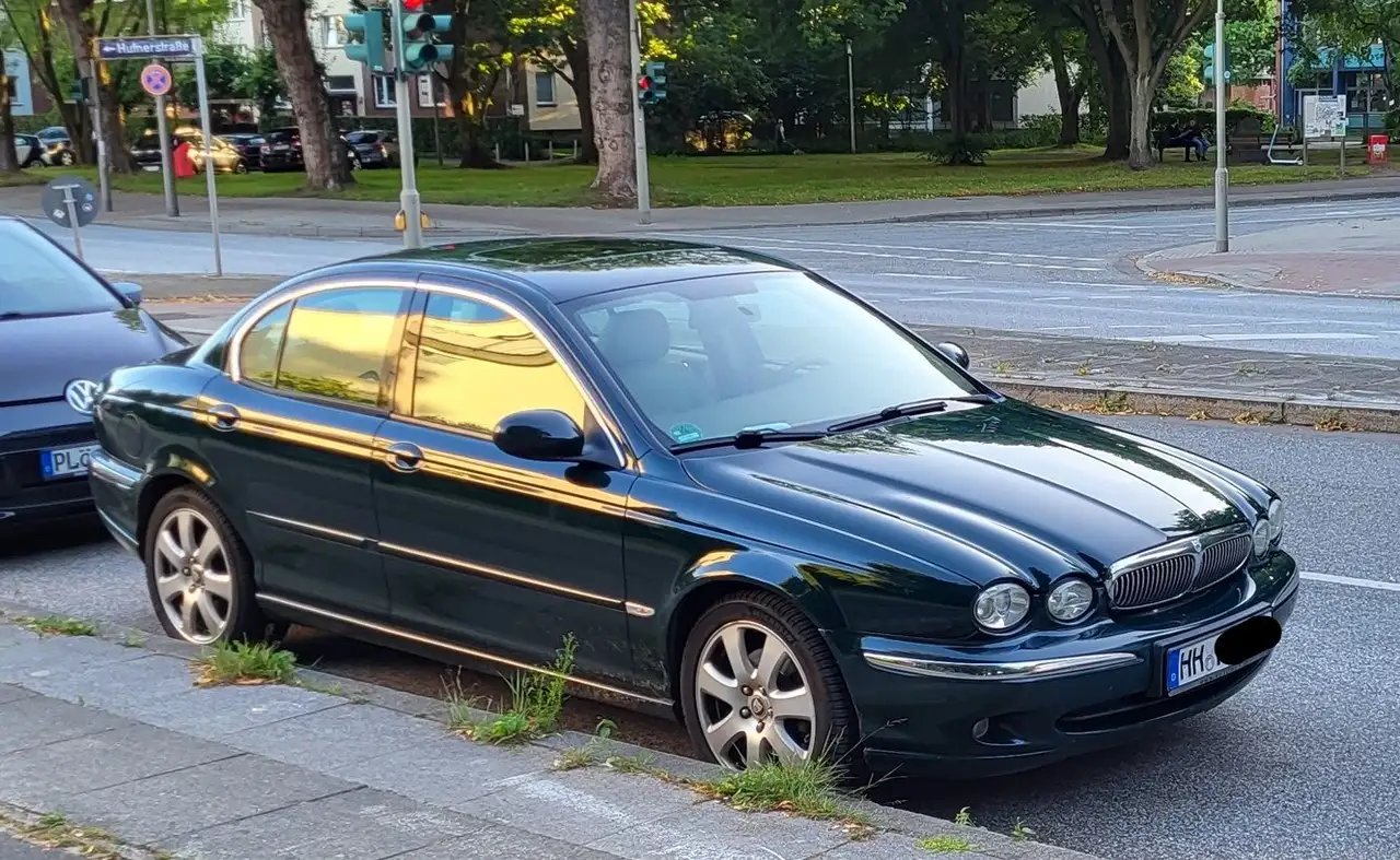 Jaguar X-Type